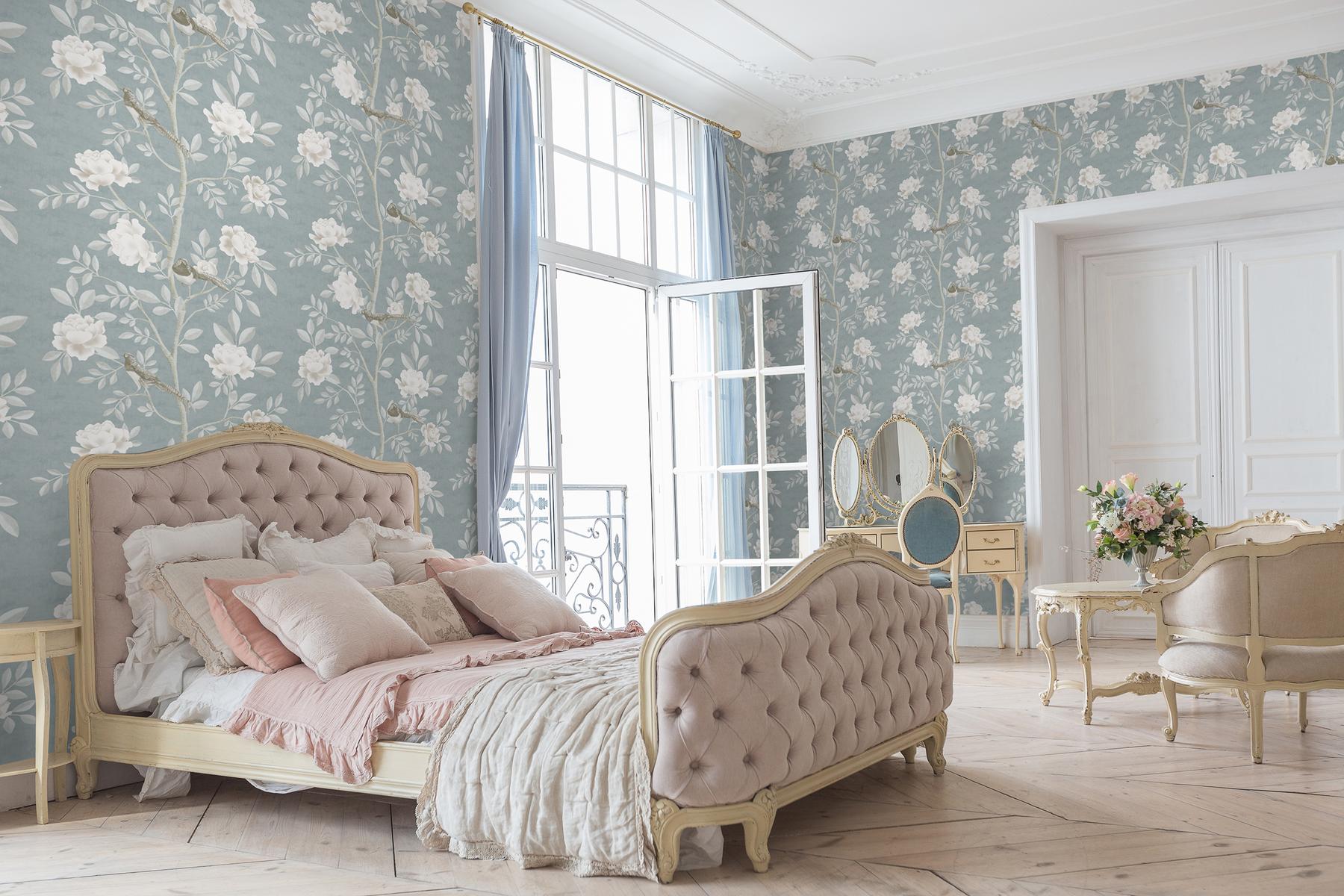 Serene Chinoiserie Garden Birds Wallpaper Mural