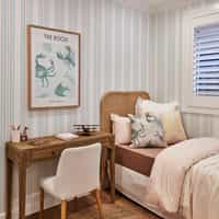Elegant Vertical Striped Wallpaper Mural 3