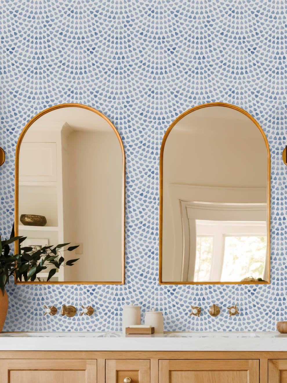 Abstract Aqua Raindrop Pattern Wallpaper Mural