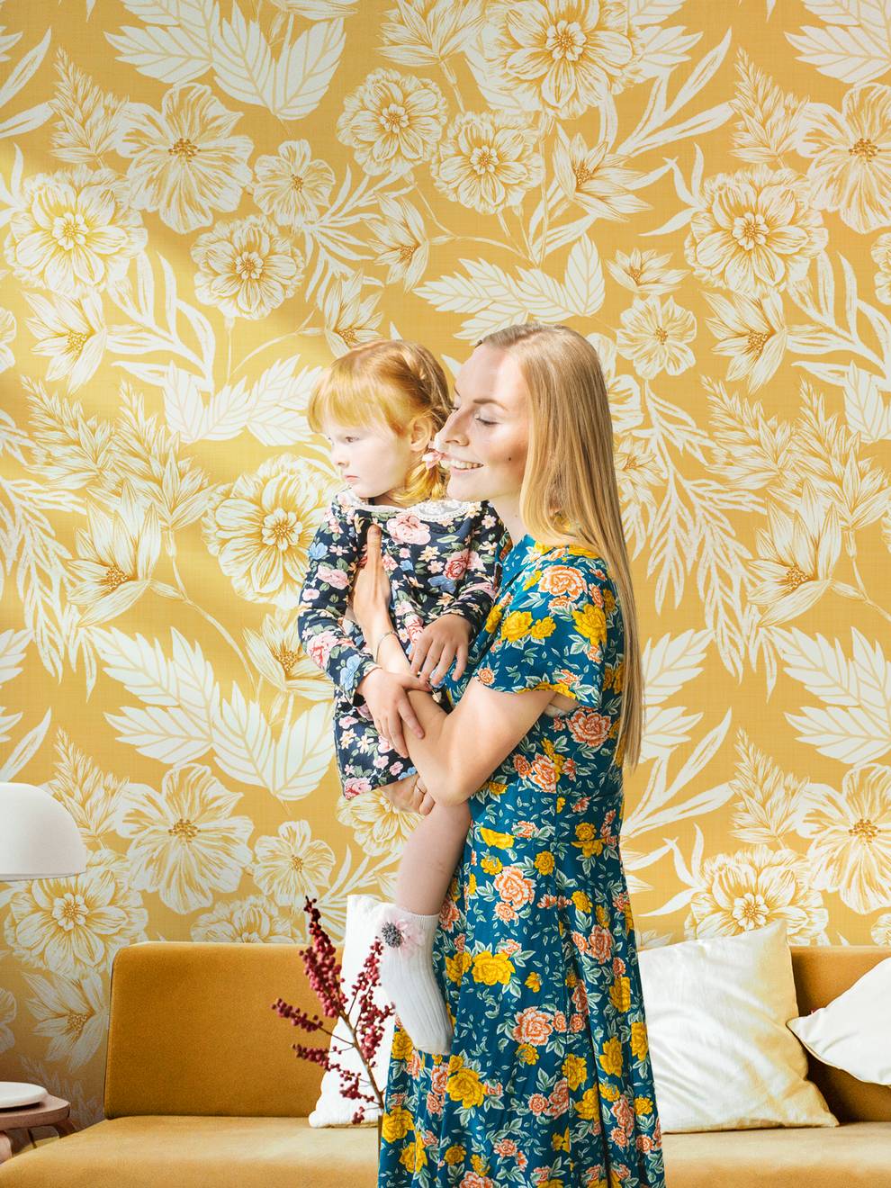 Elegant Watercolor Peony Pattern Wallpaper Mural