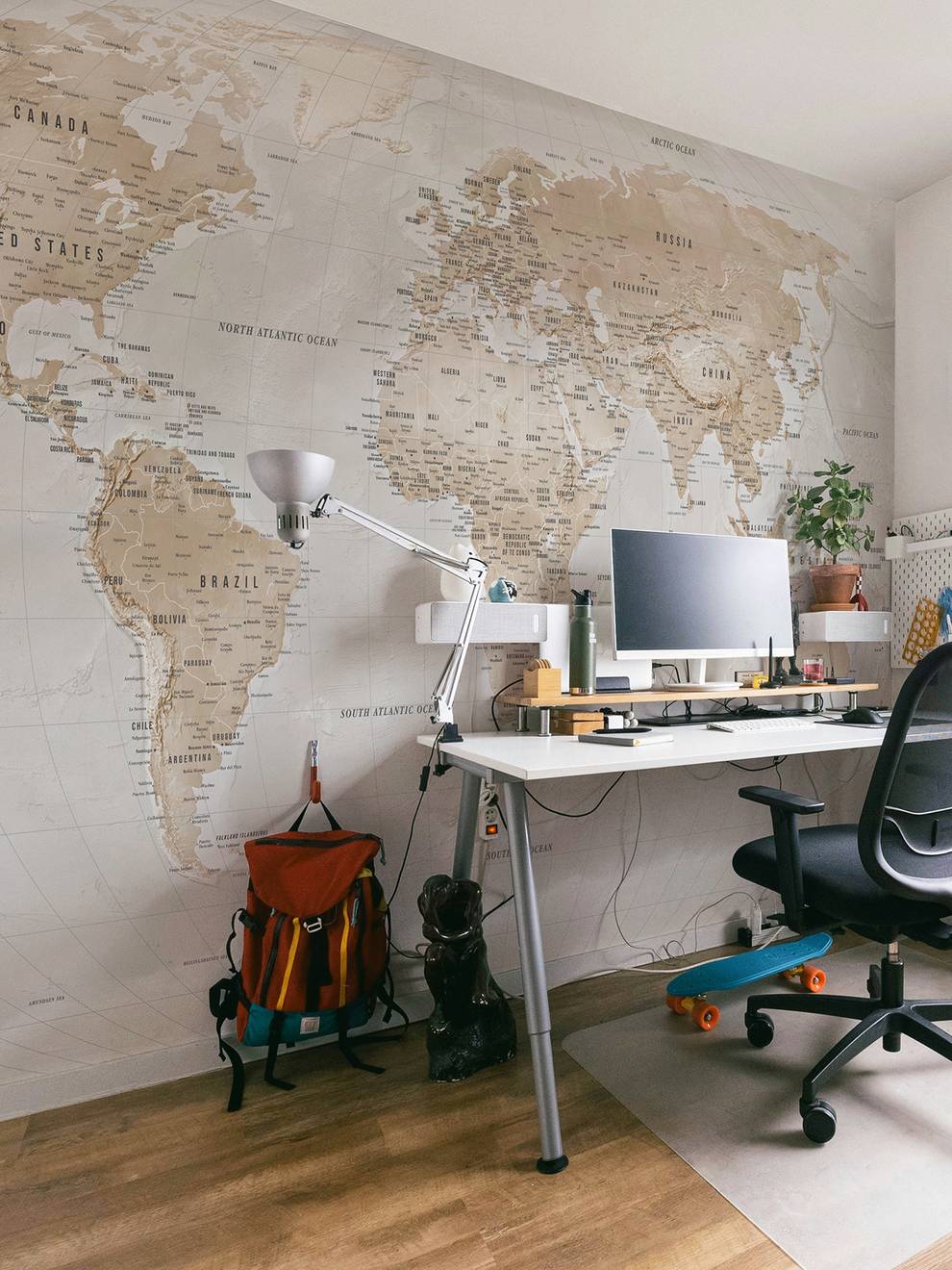 Global Geographic  World Map Wallpaper Mural