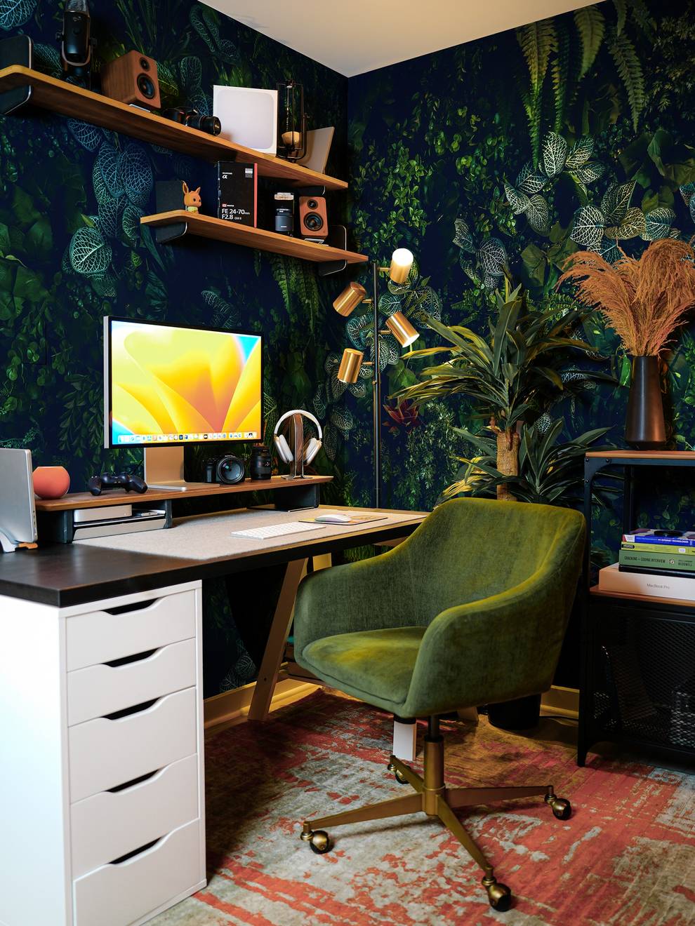 Elegant Botanical Jungle Greenery Wallpaper Mural