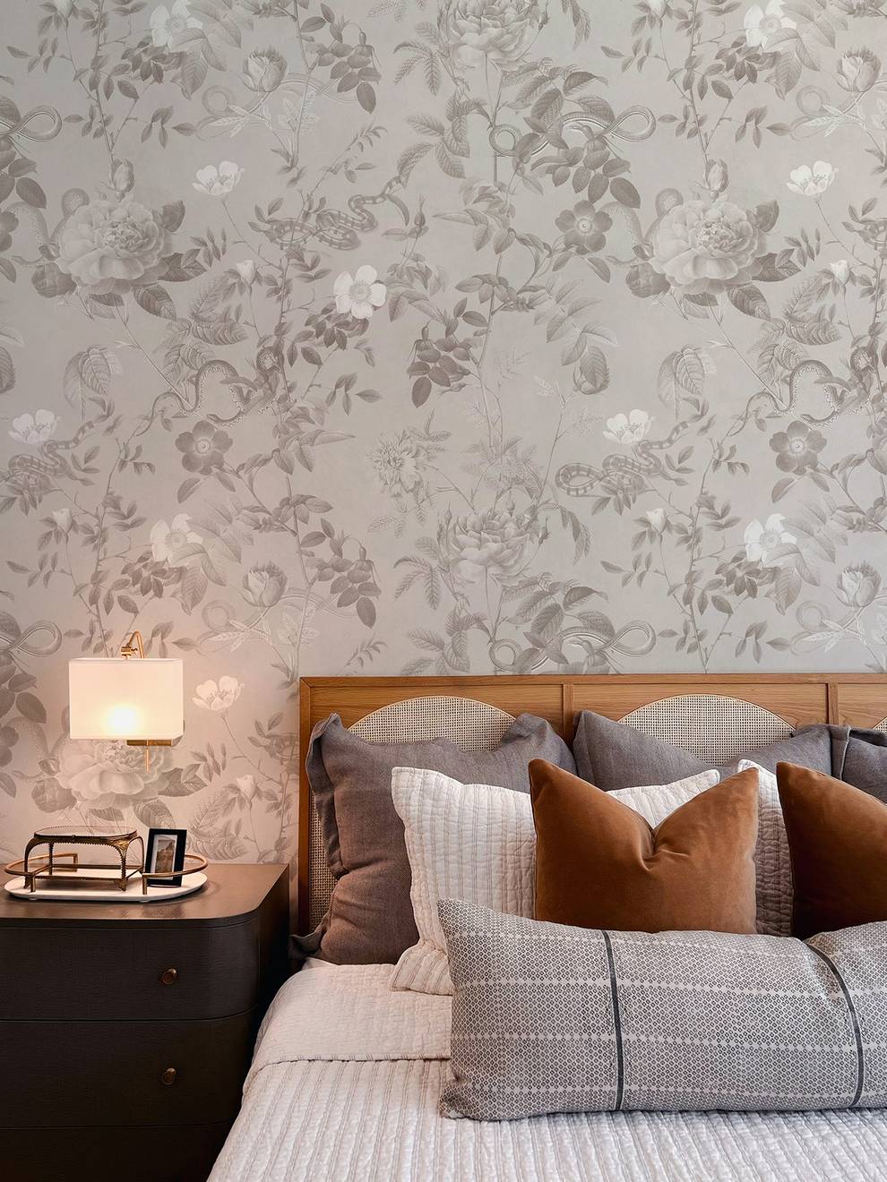 Vintage Botanical Floral Garden Dark Wallpaper Mural