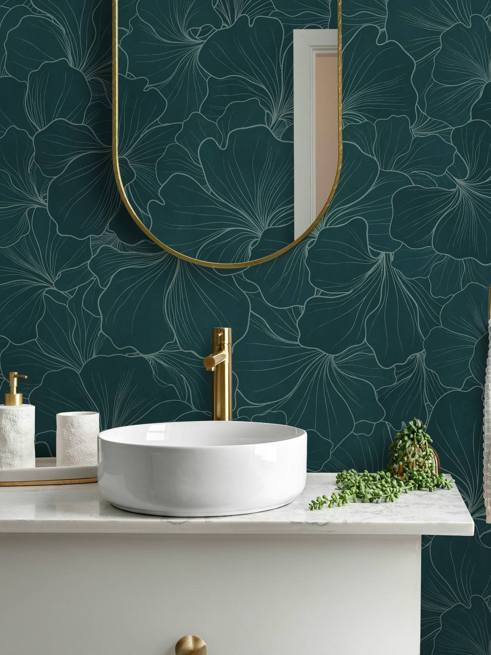 Modern Gingko Leaf Wallpaper Mural