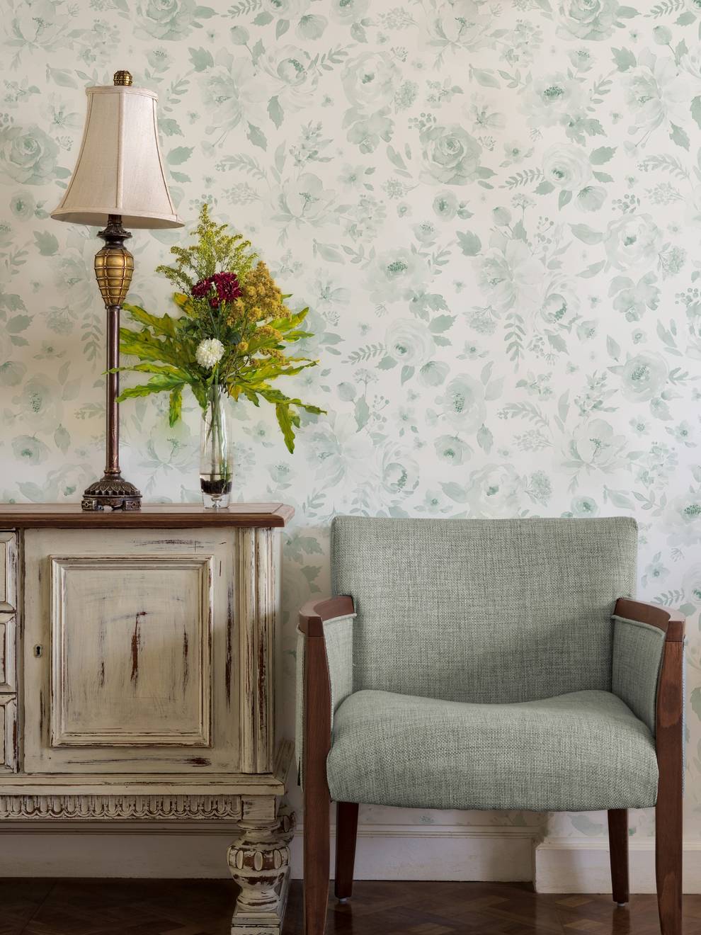 Elegant Soft English Floral Wallpaper Mural
